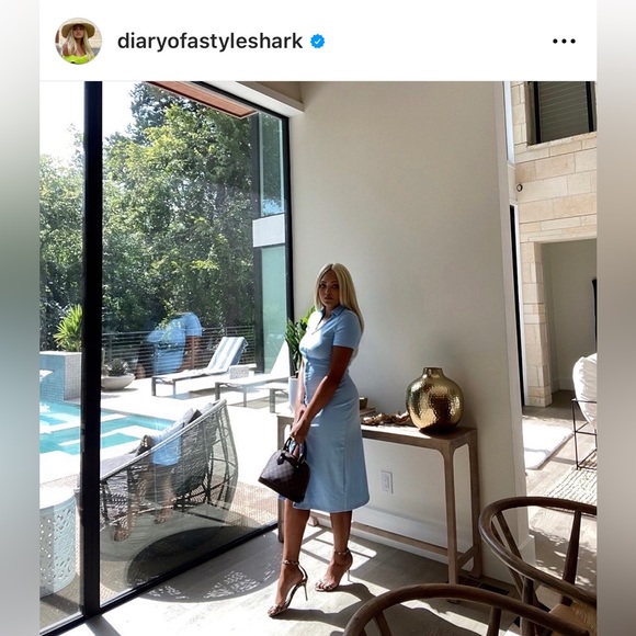 Dresses & Skirts - Short Sleeve Button Up Midi Shift Dress